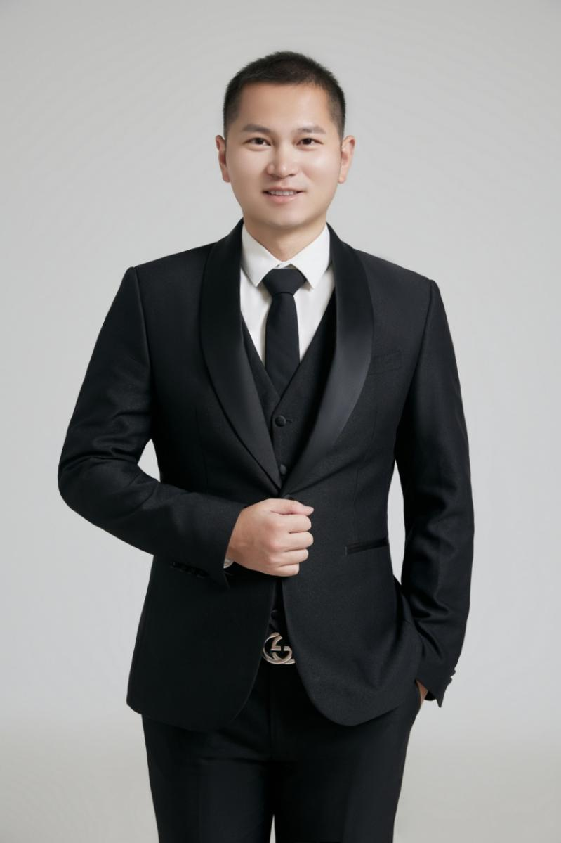浙江群恒律师事务所张翔律师职业照