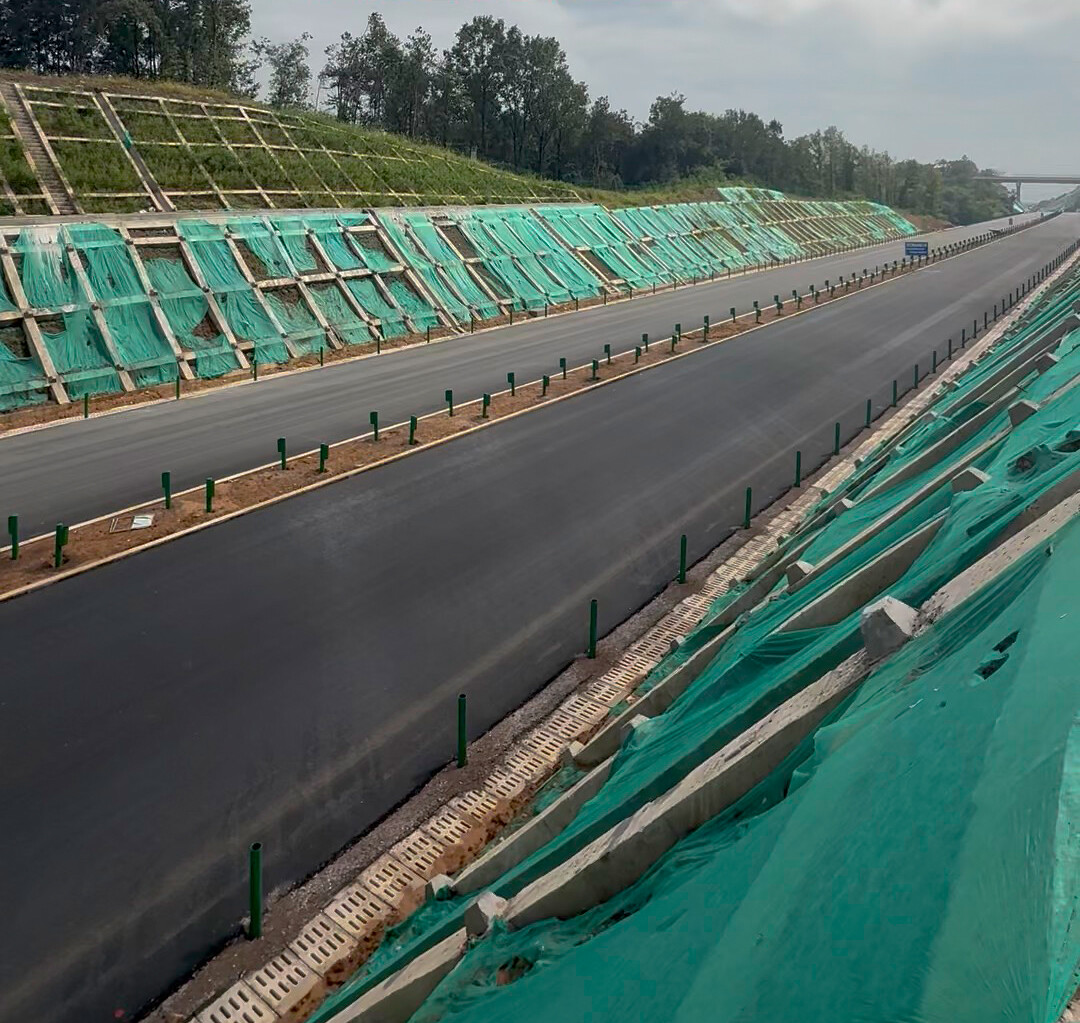 Expressway Infrastructure - Image 1