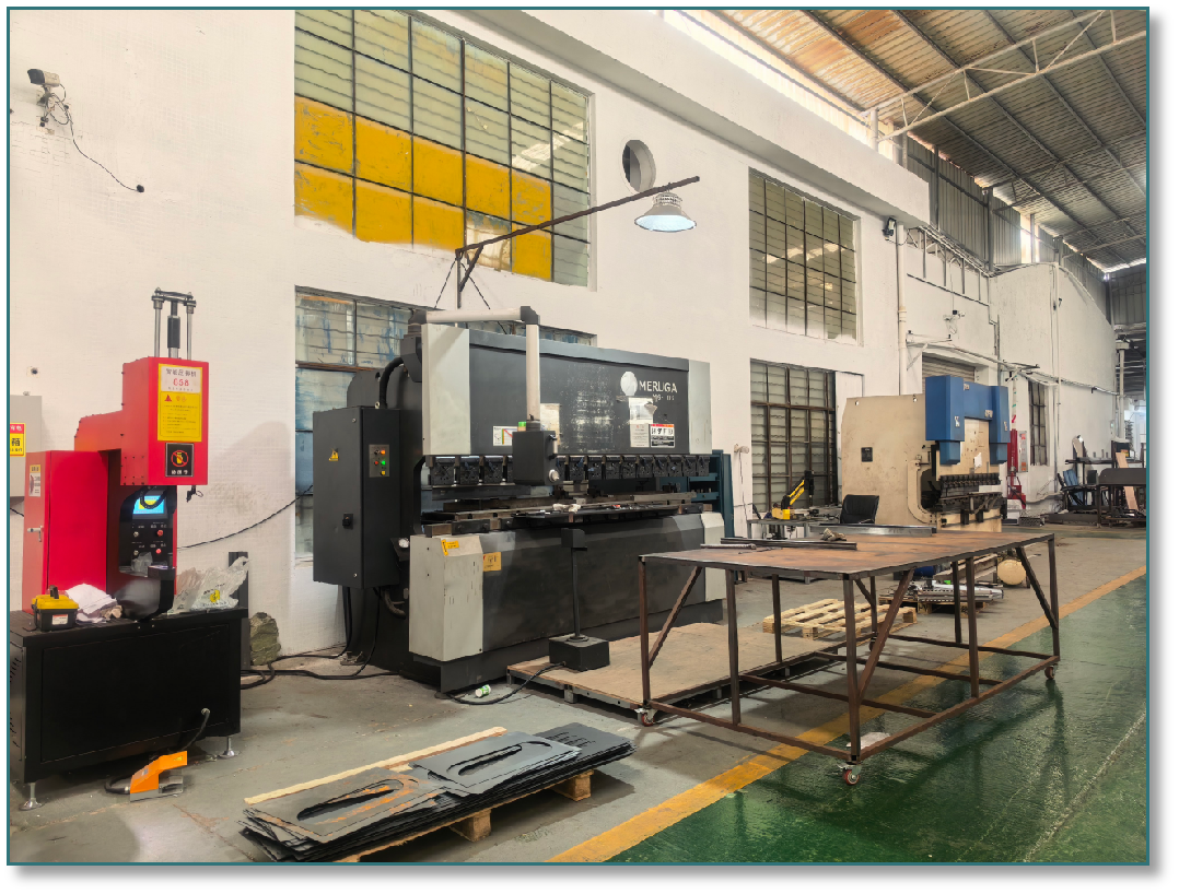 Changfeng Kart CNC machining workshop with hydraulic press brake and precision metal forming equipment