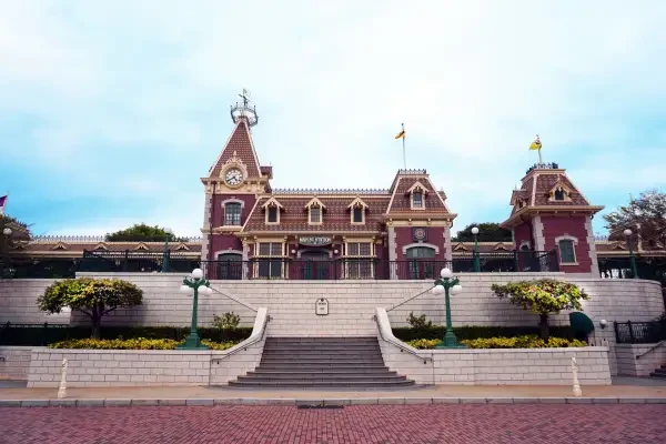 Ultimate South China Family Travel Guide: Best Kid-Friendly Attractions, Visa Tips & Parent-Friendly
