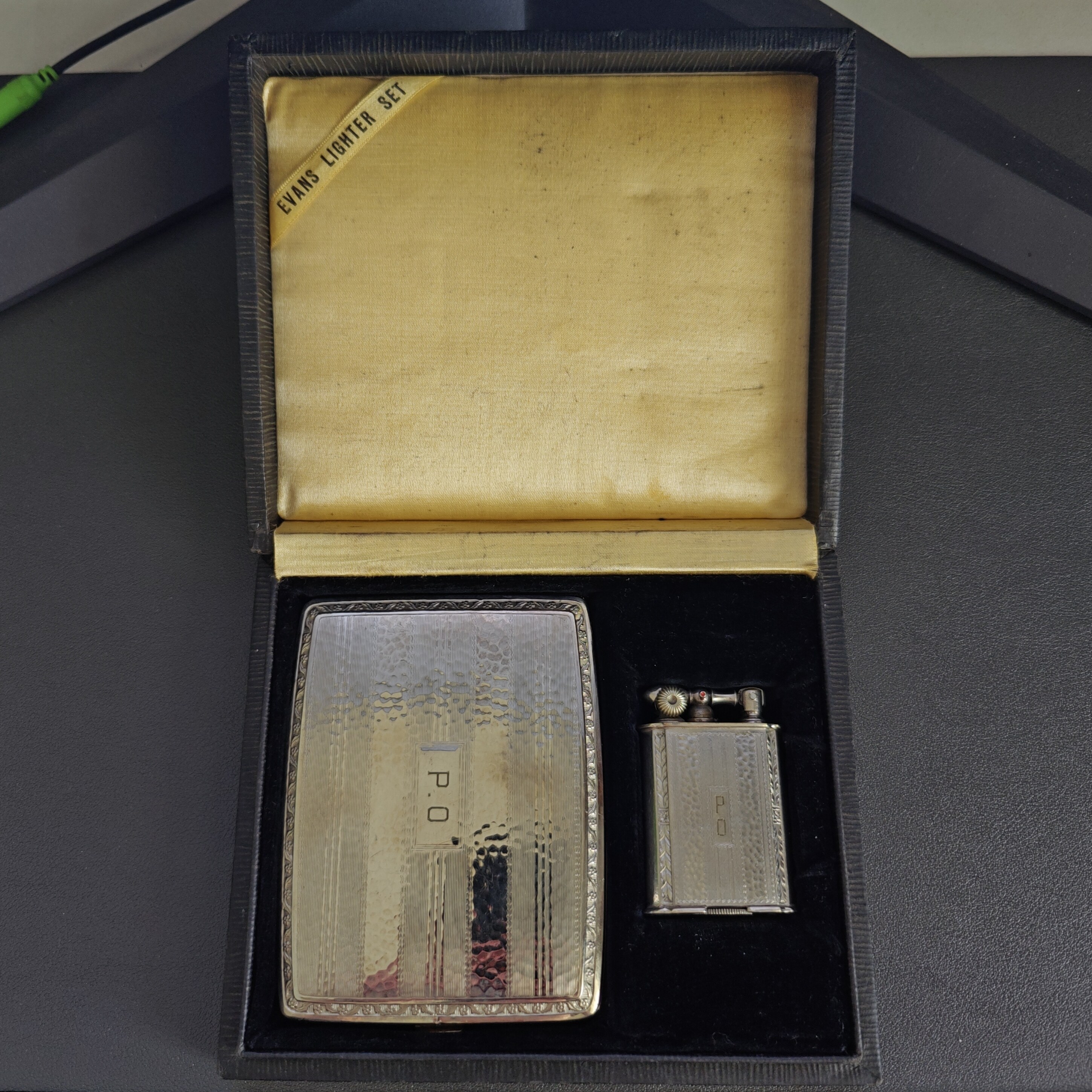 EVANS Lighter & Cigarette Case Set