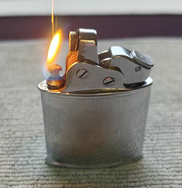 THORENS SPORT Series Small Oil Lighter – Details 4
