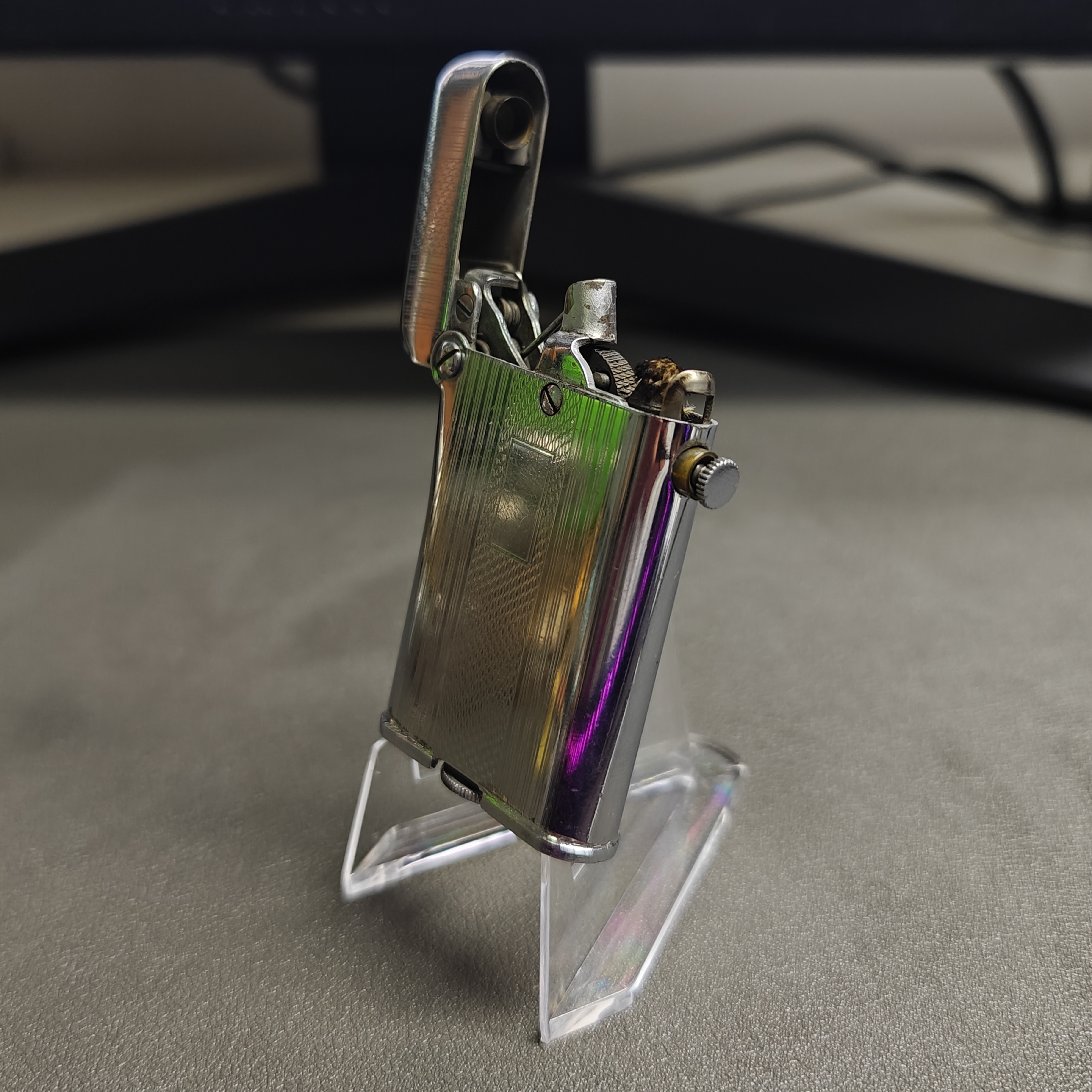 THORENS Double-Hook Semi-Automatic Kerosene Lighter – Detail 4