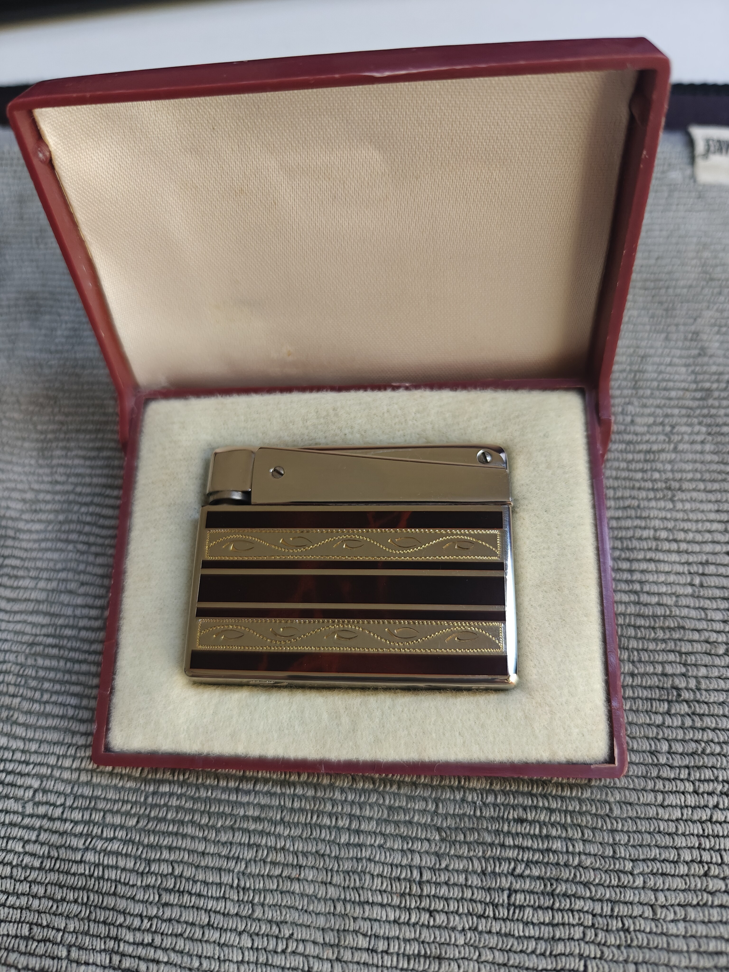 KW Rani Series Gold-Plated Enamel Tortoiseshell Stamp Coal Oil Lighter