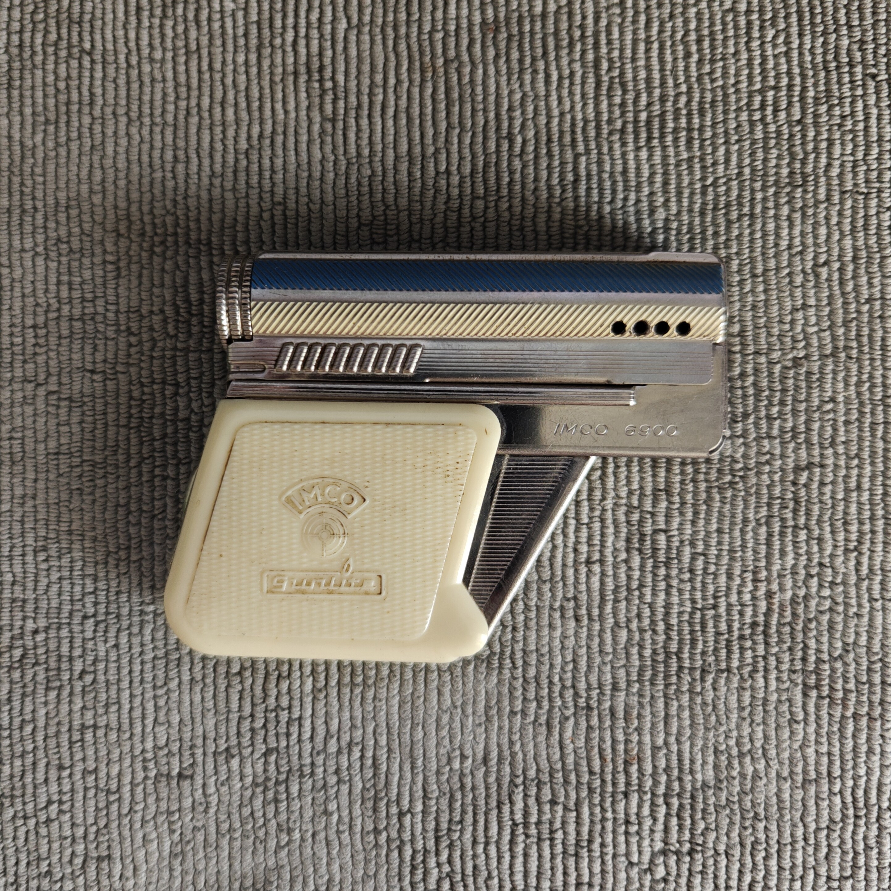 IMCO 6900GUNLITE Series Pistol-Style Fuel Lighter – Details 2