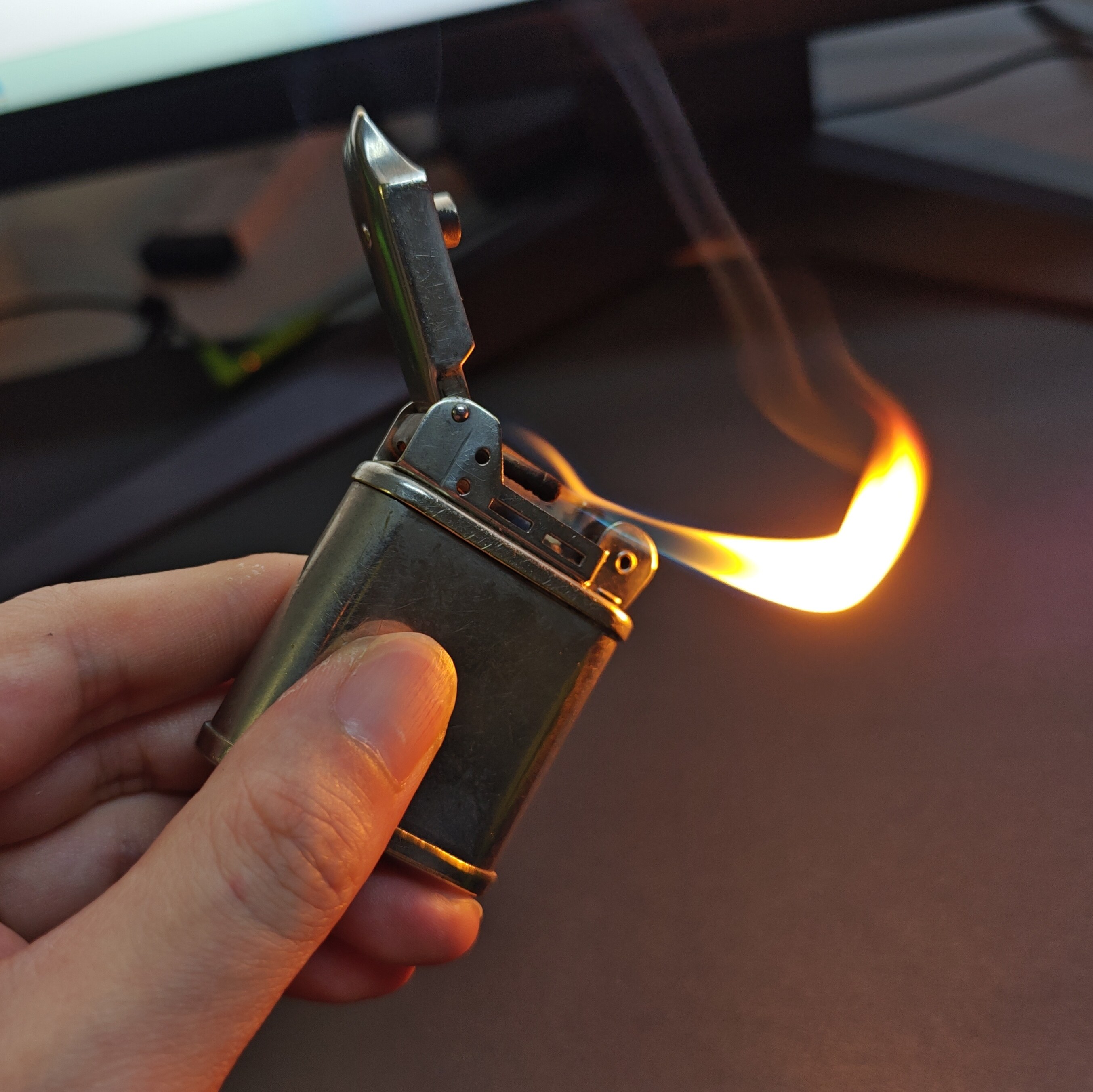 BEATTIE JET LIGHTER – Dual-Patented Pipe Lighter: Details 4
