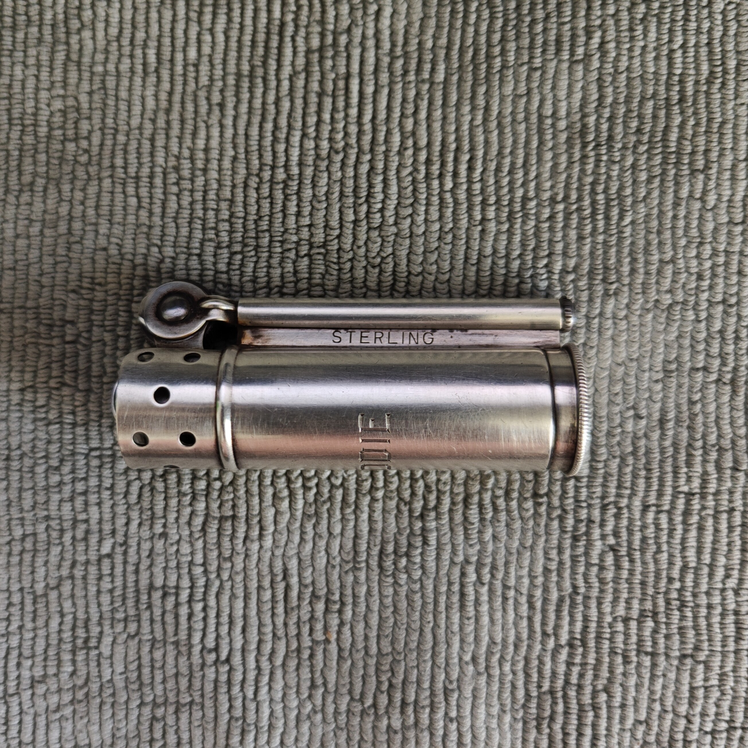 DUNHILL SERVICE Collection Sterling Silver Trench Lighter Detail 3