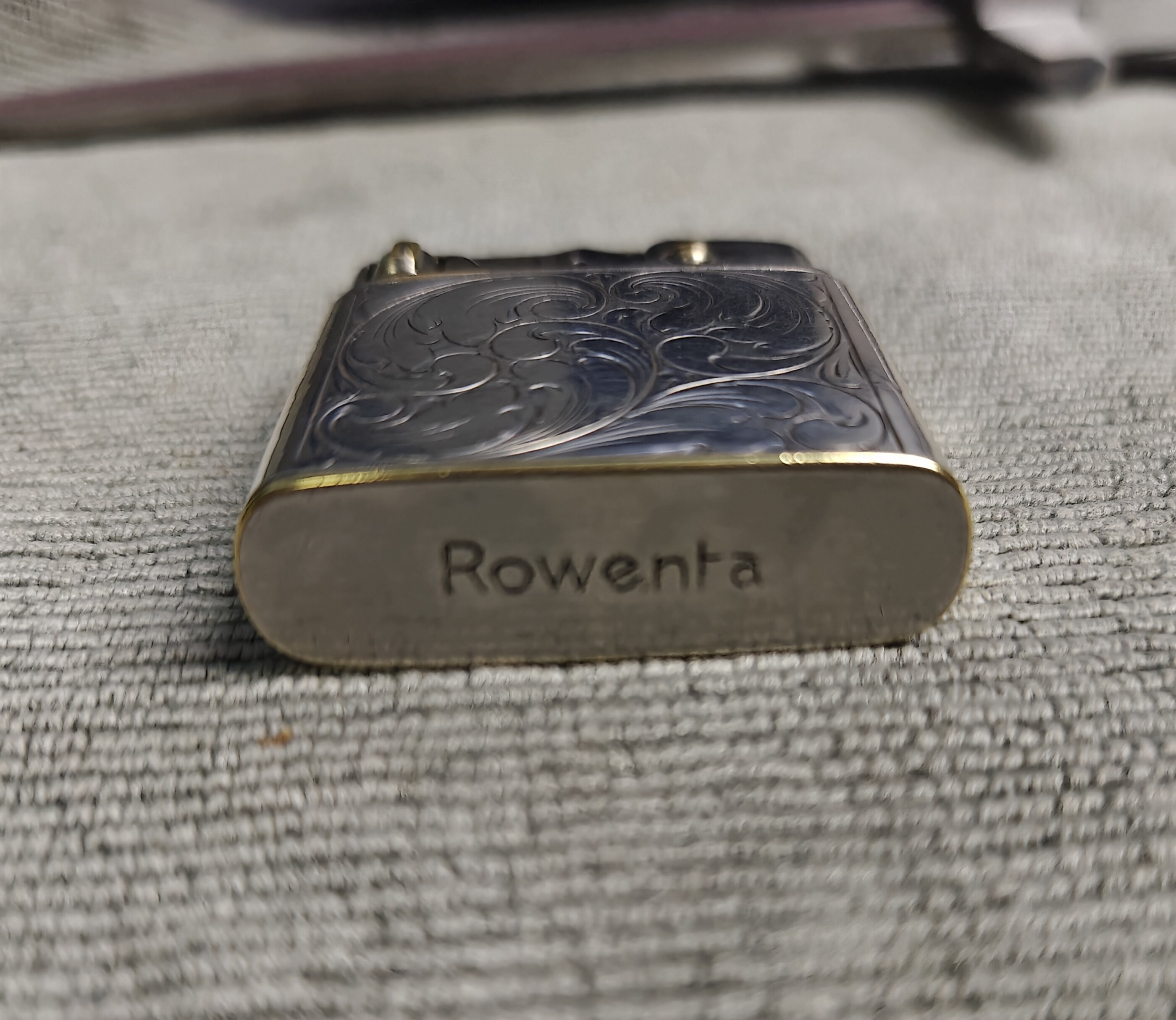 ROWENTA LISBOA Half-Arm Lift Lighter 935 Silver Edition Details 6