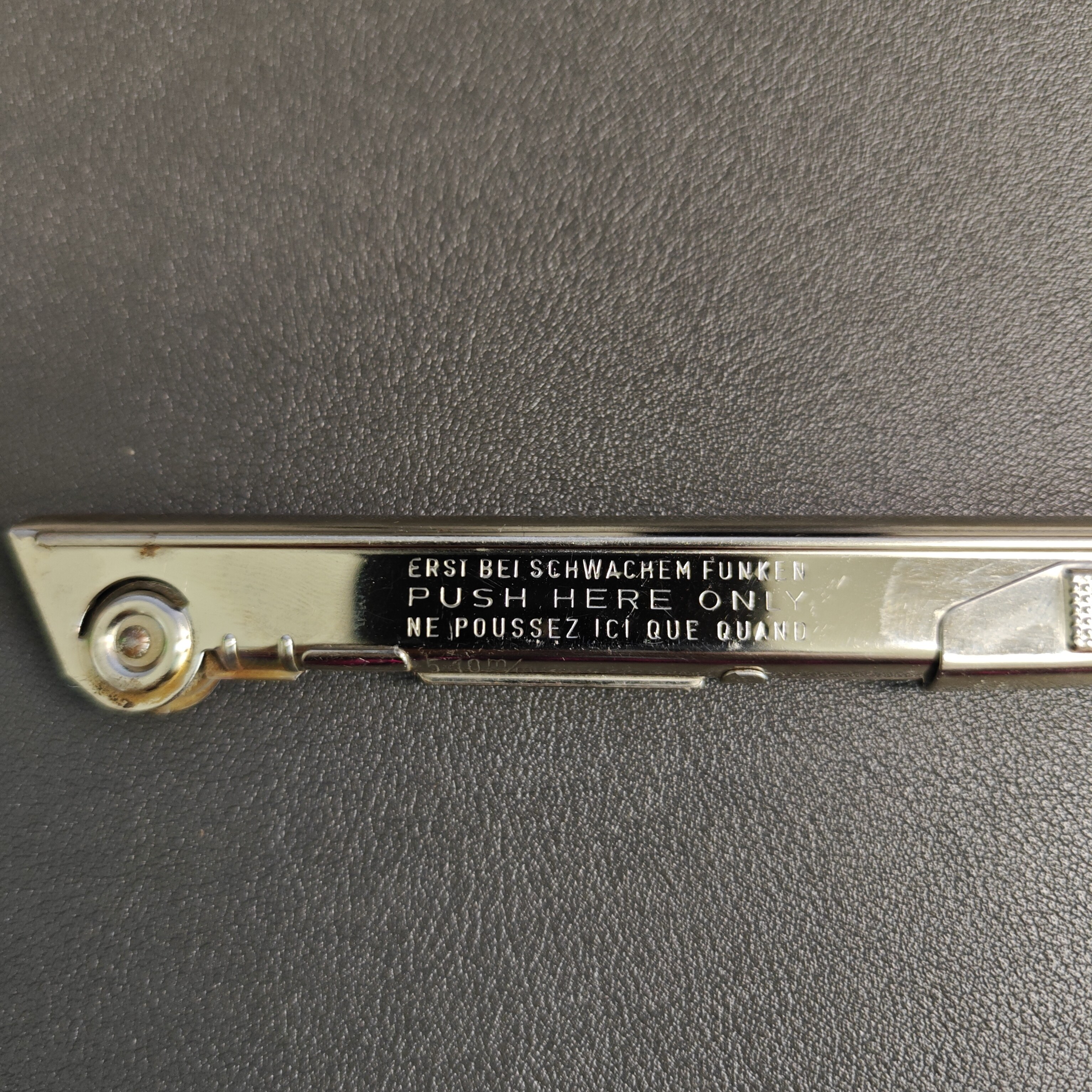 IMCO 6000 FUNKMEISTER Lighter (Export Version for Canada) Details 5