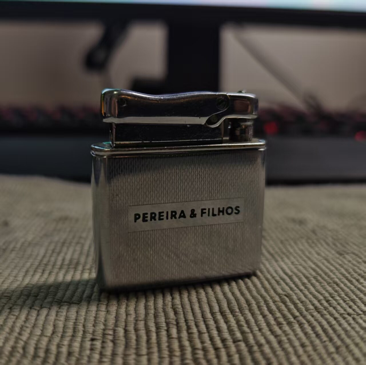 JBELO MONOPOL Series Automatic Kerosene Lighter – Details 1
