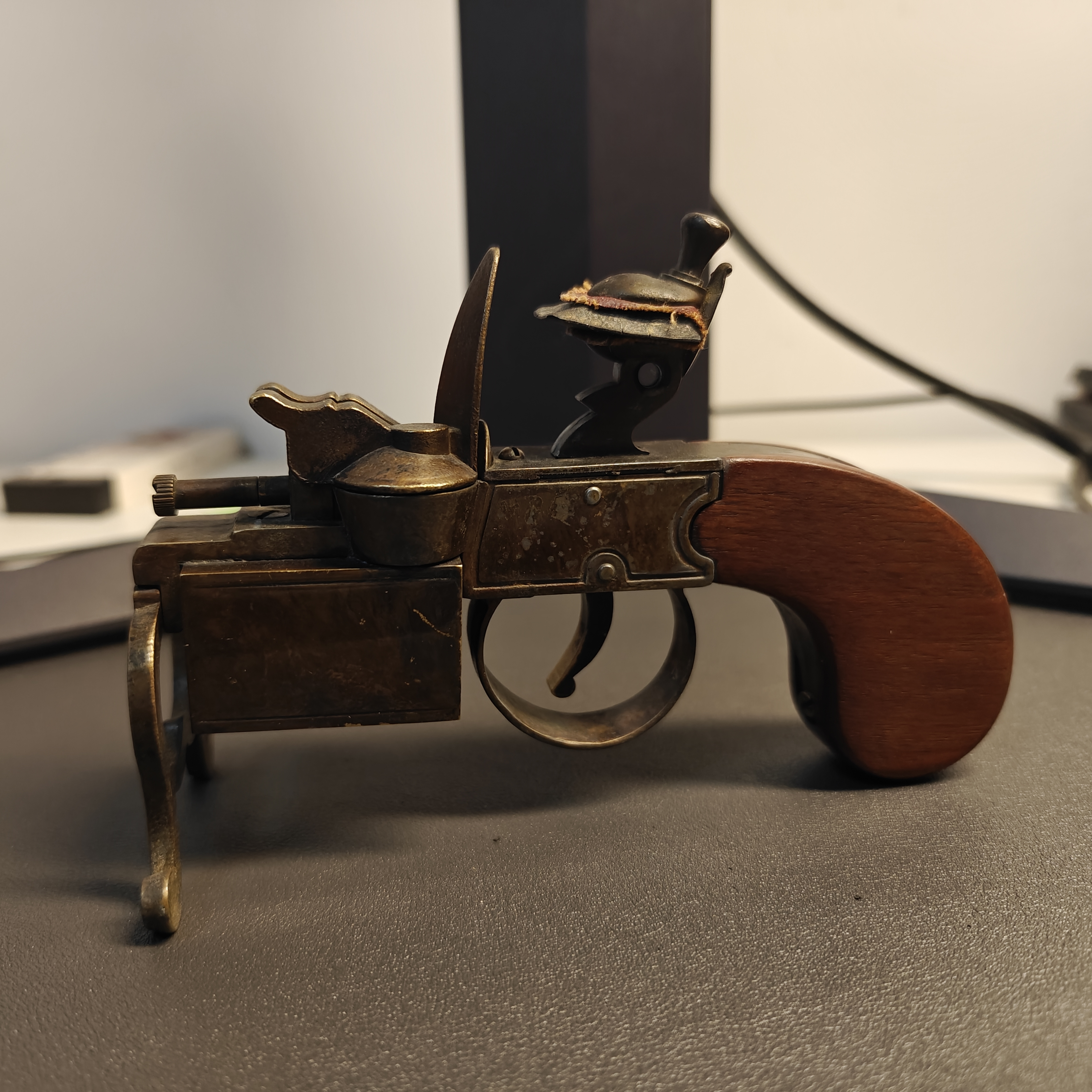 DUNHILL Tinder Pistol Flint Lighter
