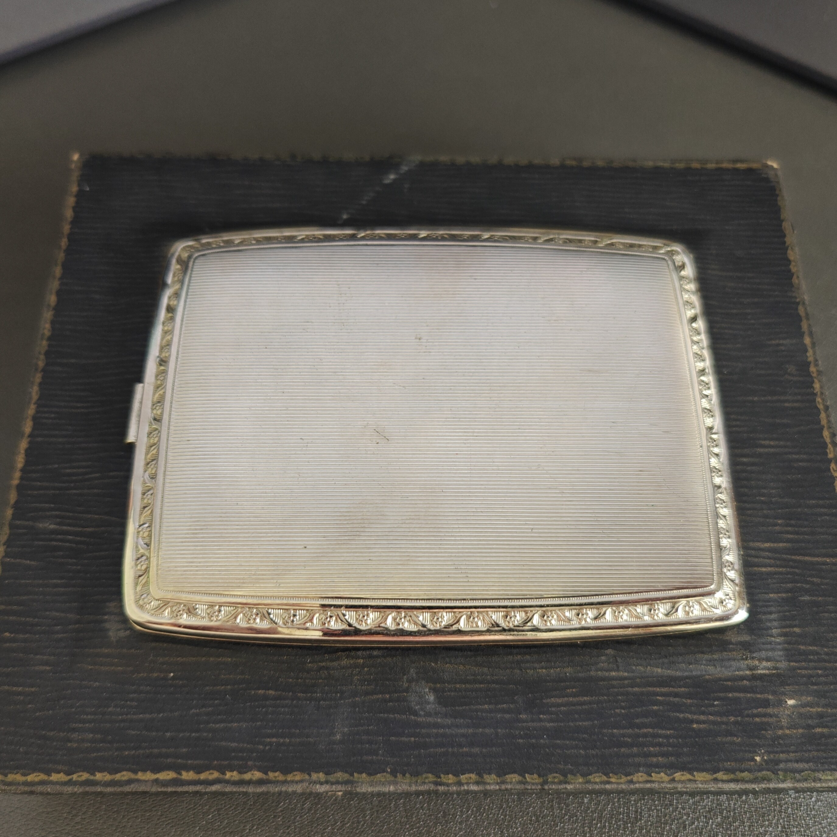 EVANS Lift Arm Lighter & Cigarette Case Set - Detail 8