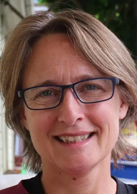 李木兰(Louise Edwards)