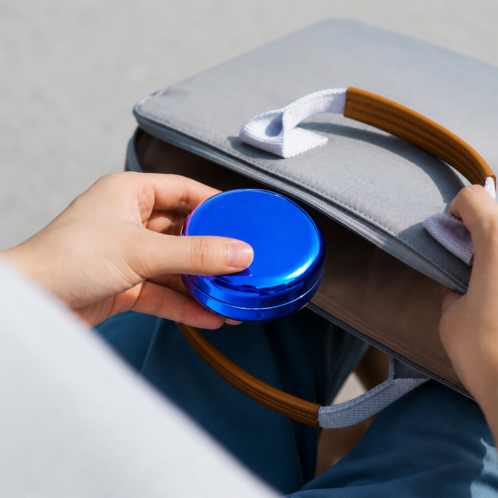 Electroplating portable earphone storage box - 图片6
