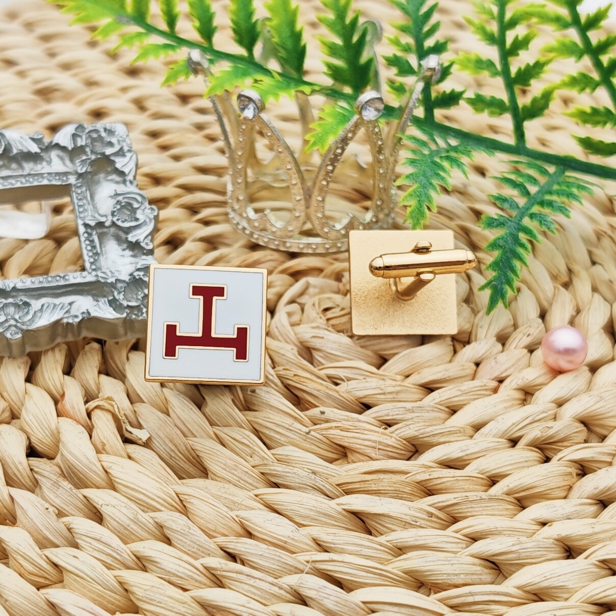 Red and White I-Beam Square School Crest Metal Cufflinks