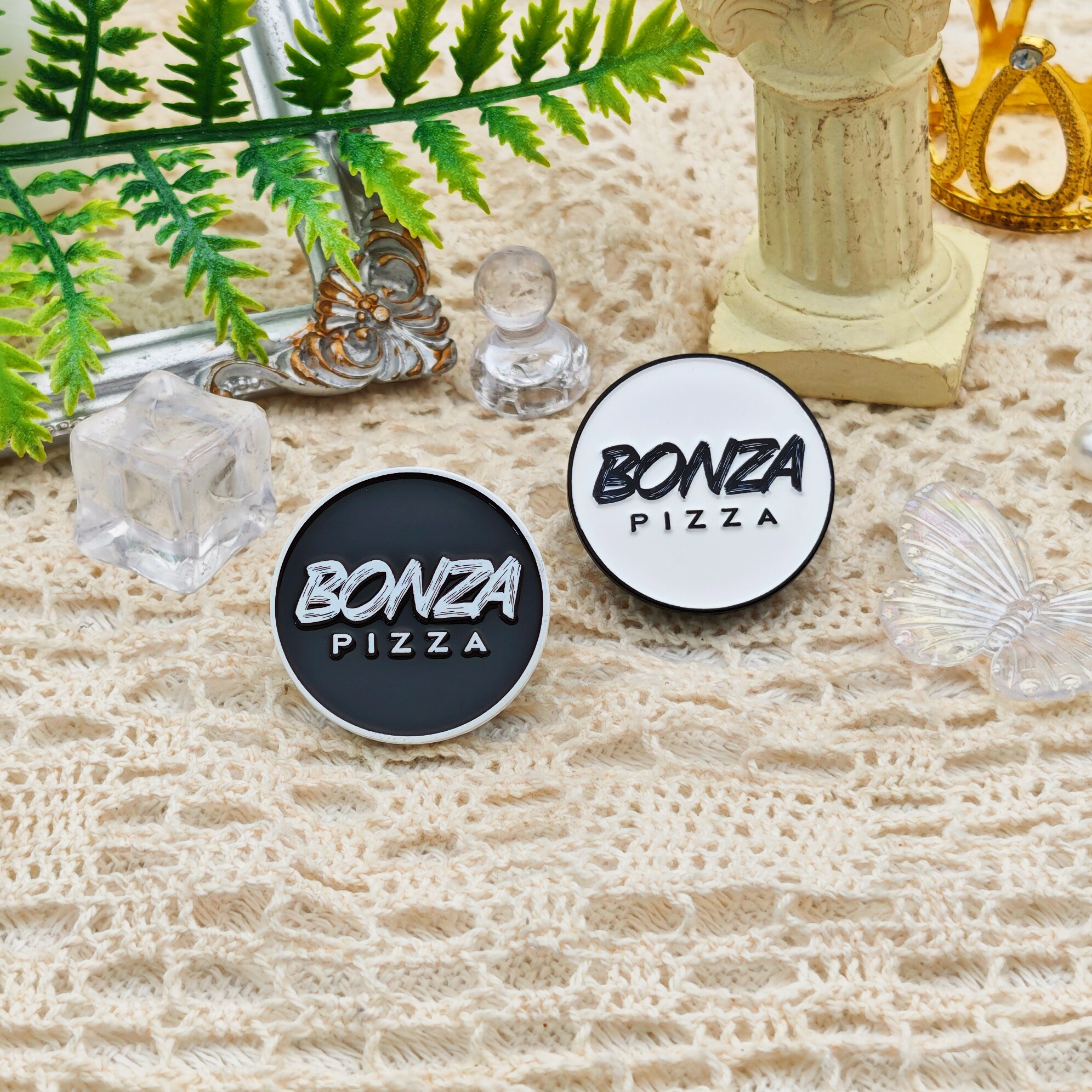 BONZA PIZZA Round Enamel Pin Set for Dining
