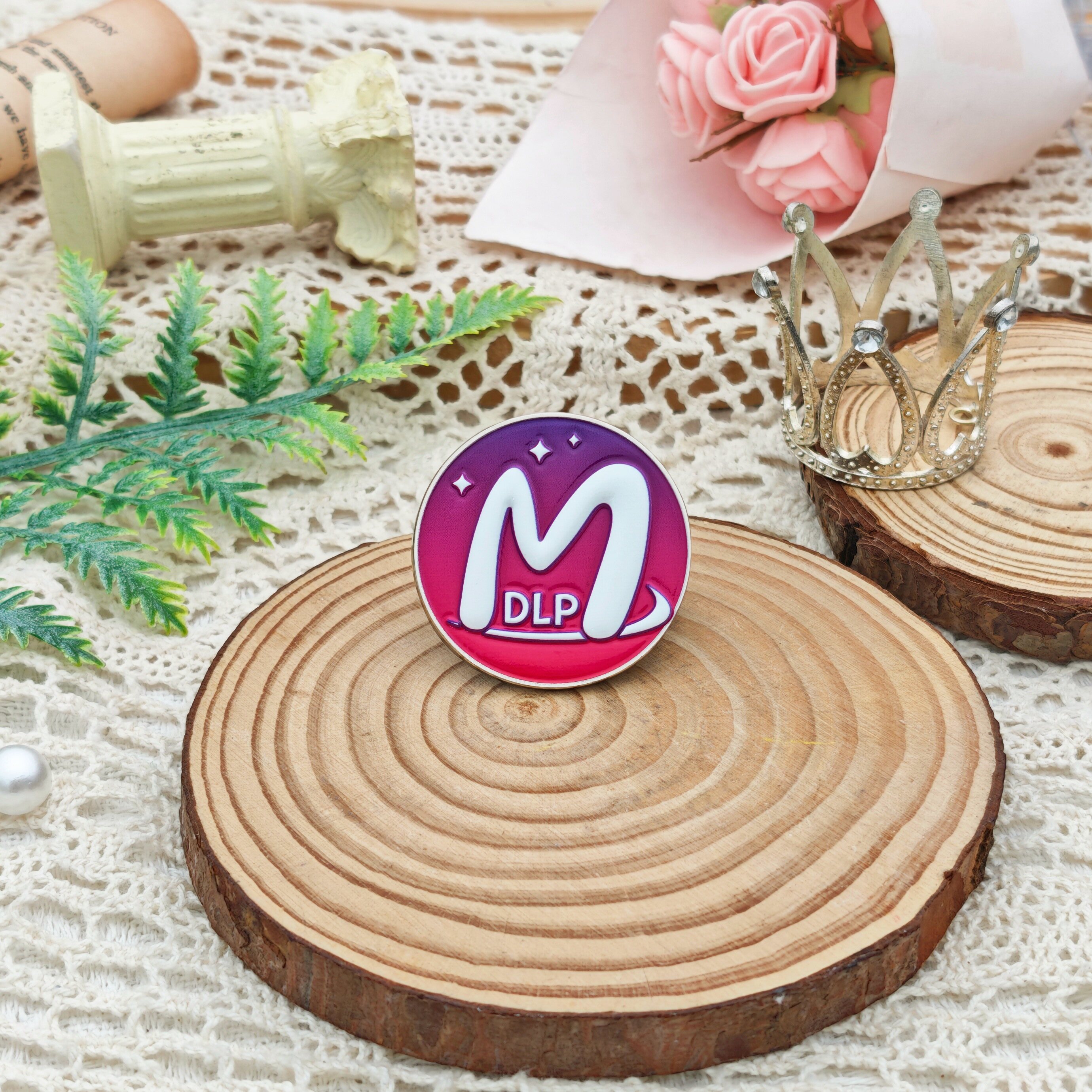 DLP Letter M Gradient Circle Raised UV Badge