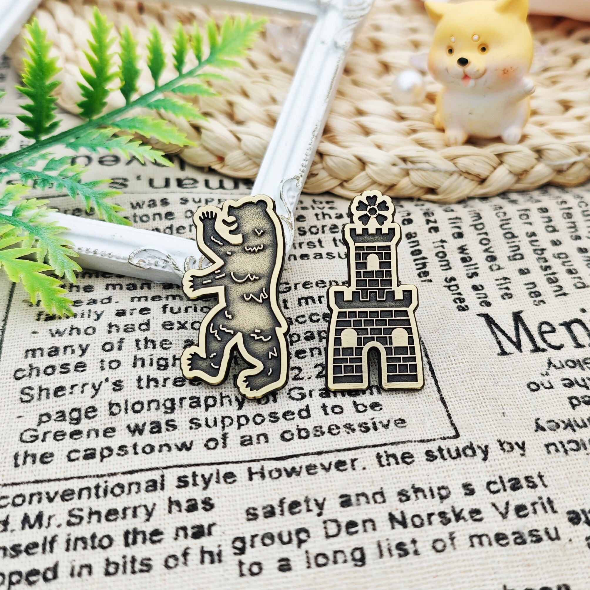 Bear and Castle Stamping Metal Enamel Pin