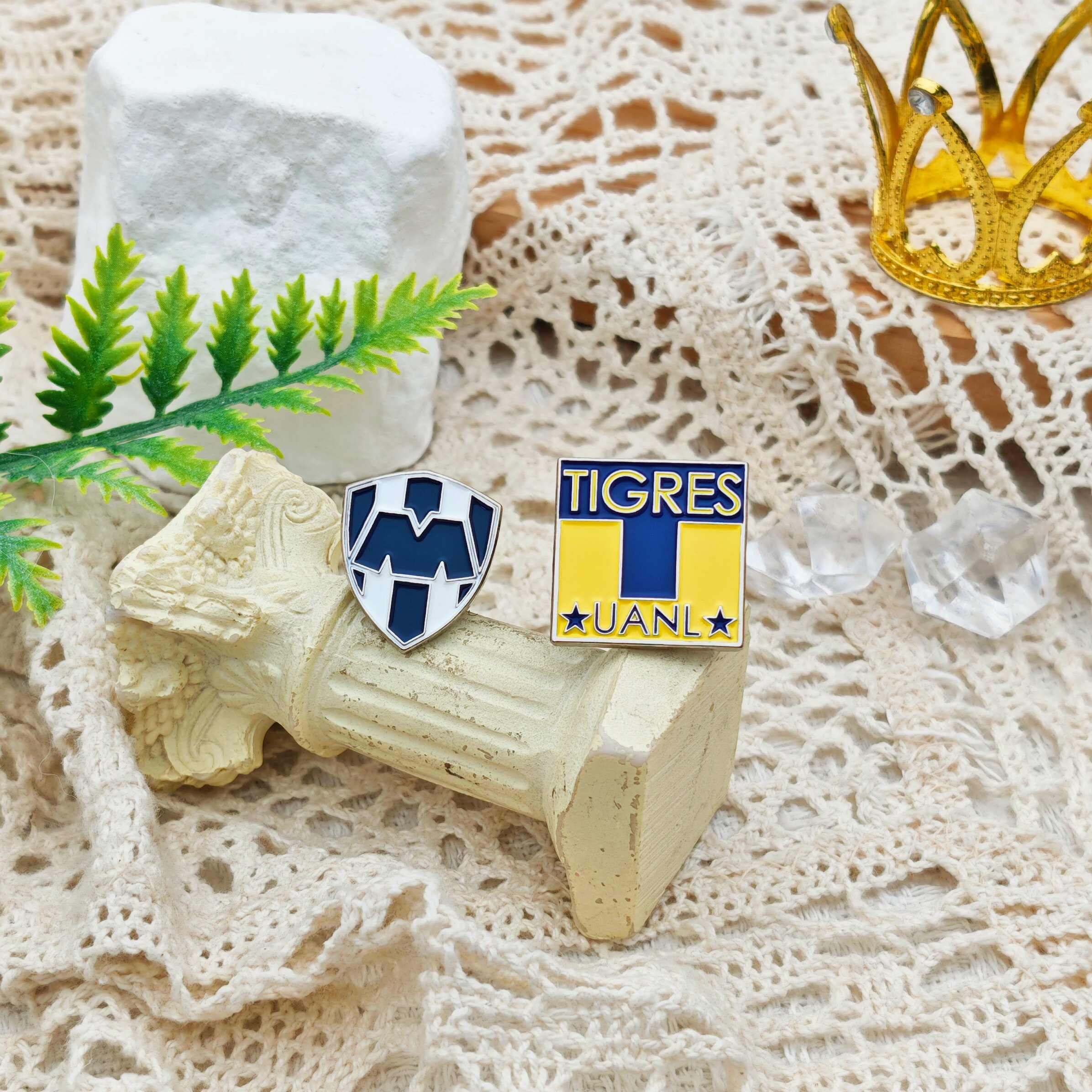 Tigres UANL Team Silver-Plated Shield Cufflinks