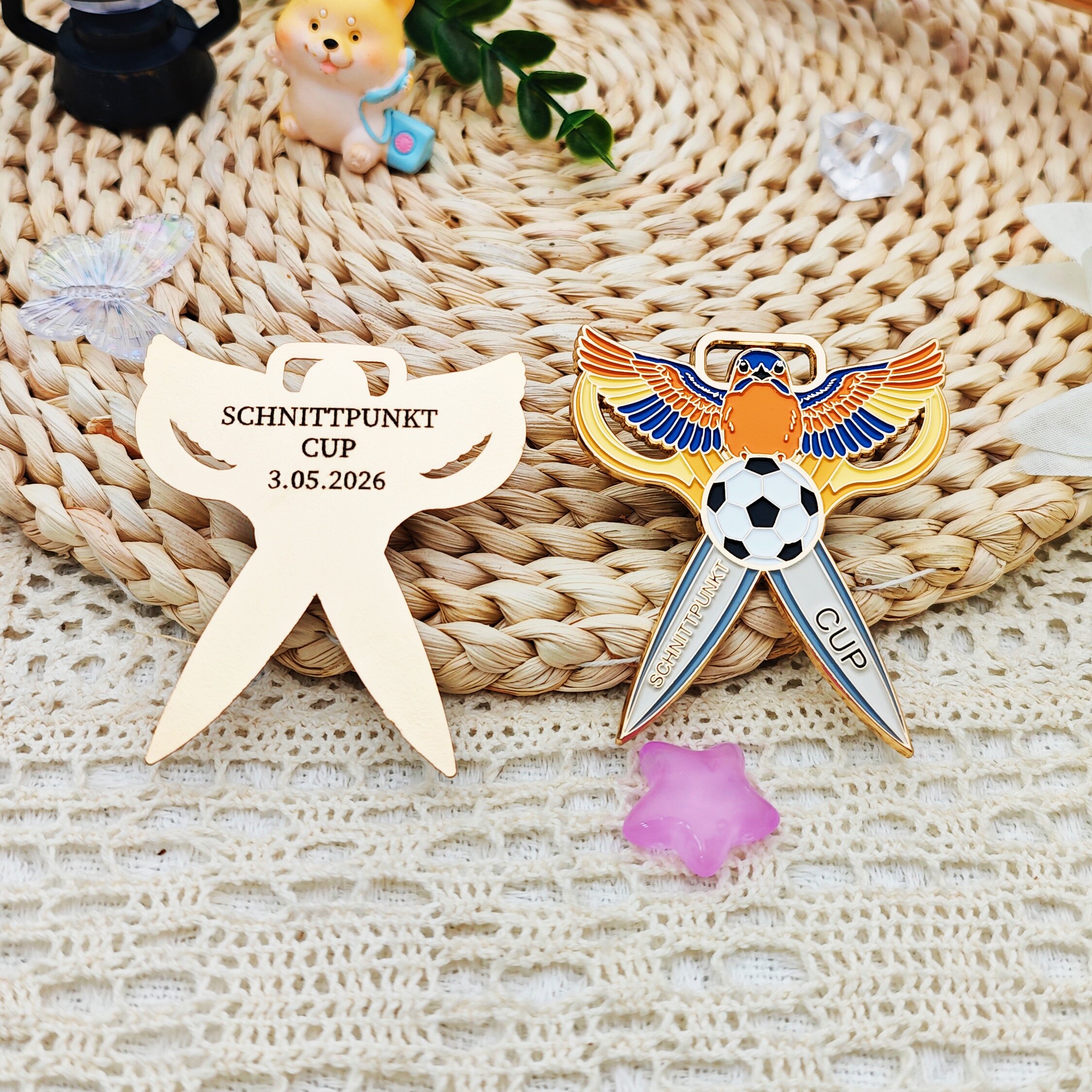 SCHNITTPUNKT Soccer Bird Scissors Custom-Shaped Medal