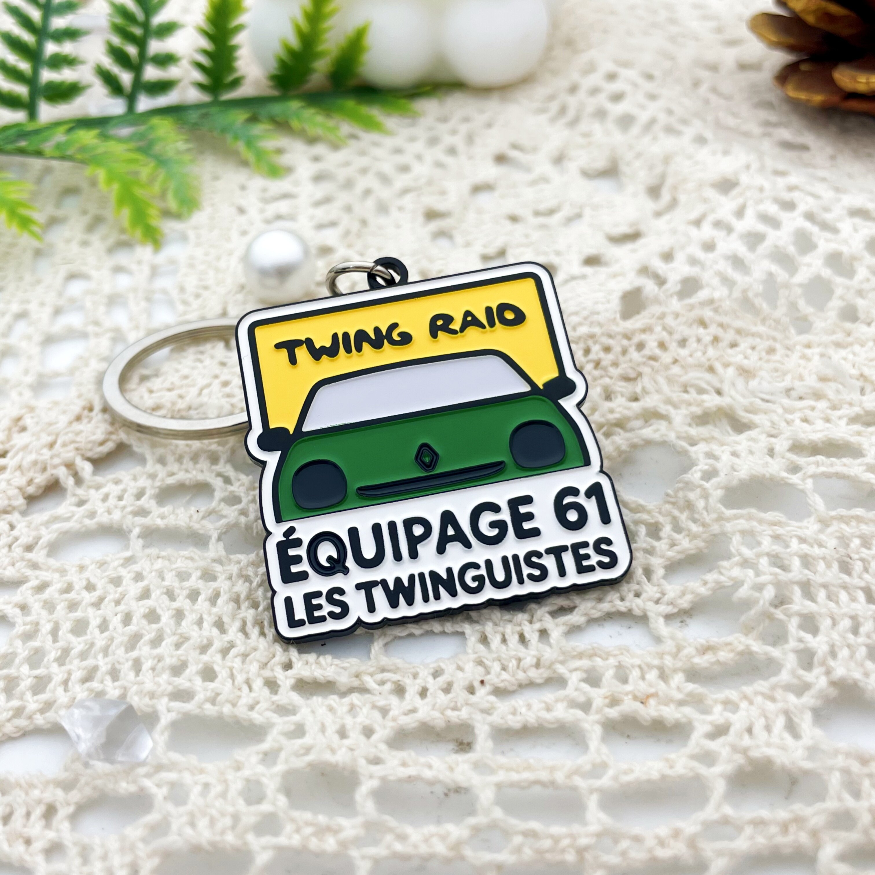TWING RAIO EQUIPAGE61 Cartoon Car Keychain