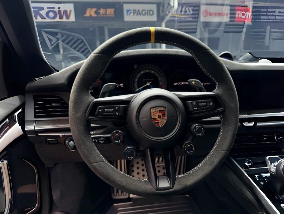 Cayenne Turbo custom steering wheel