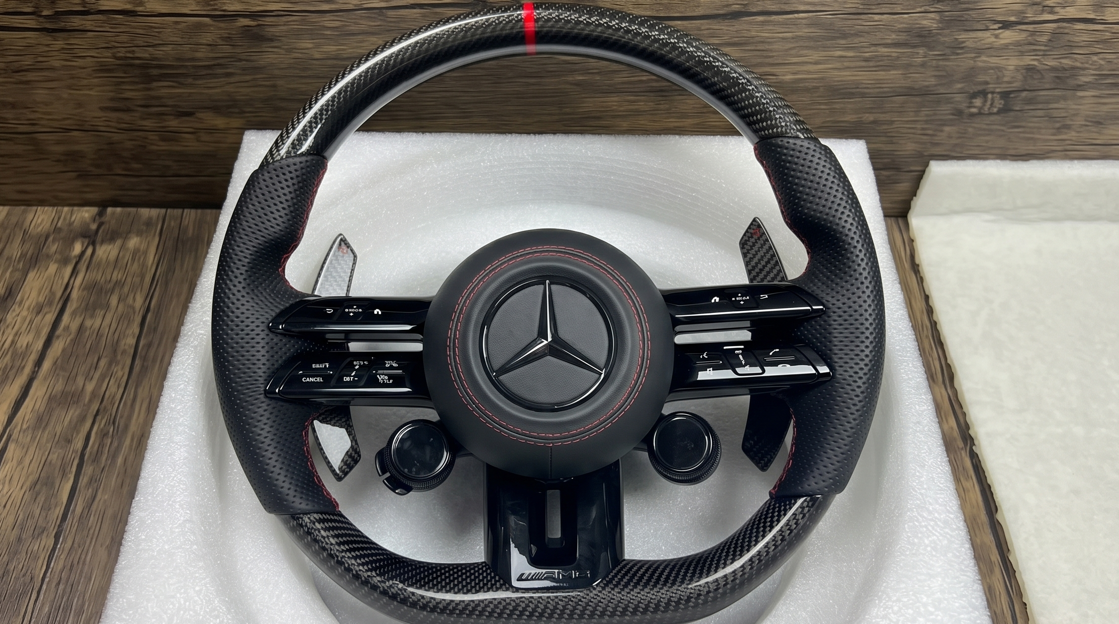 Mercedes G63 AMG custom carbon fiber steering wheel project by YUNZ AUTO