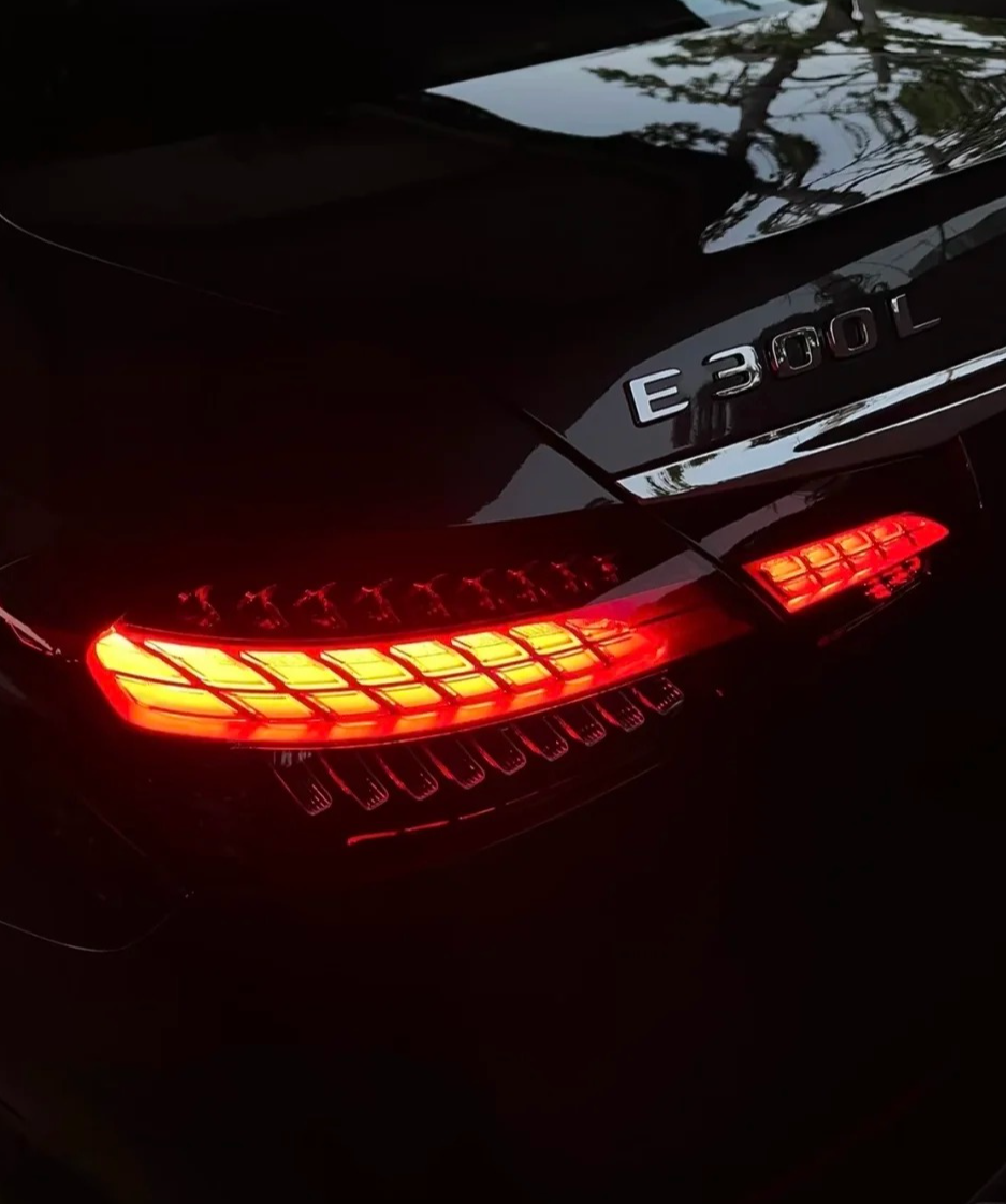 Mercedes-Benz LED Tail Lights LED lighting gallery image 1 by YUNZ AUTO