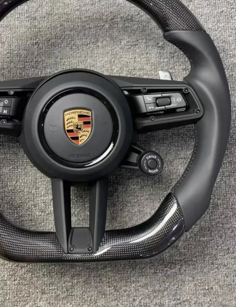 Porsche 992 Carrera steering wheel