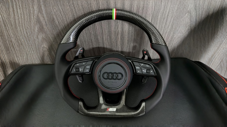Audi RS5 B9 custom carbon fiber steering wheel project by YUNZ AUTO