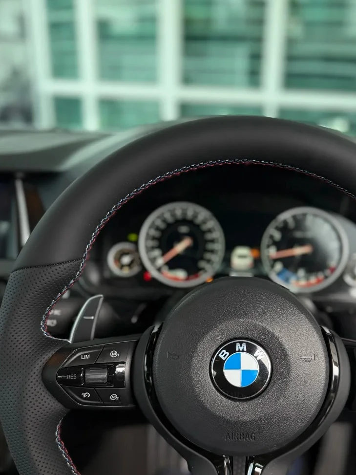 BMW F30 3 Series custom carbon fiber steering wheel project by YUNZ AUTO