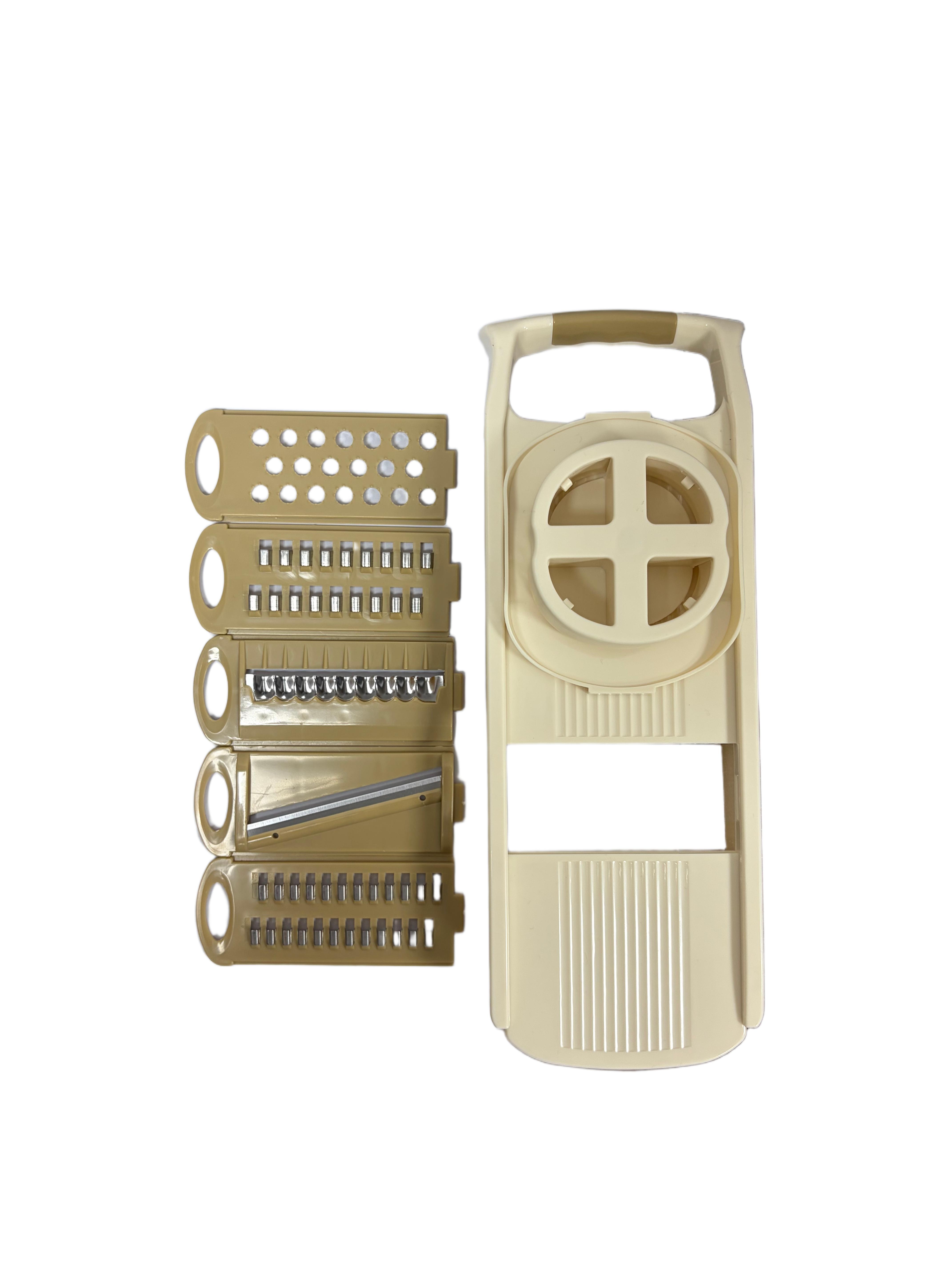 Vegetable slicer detail