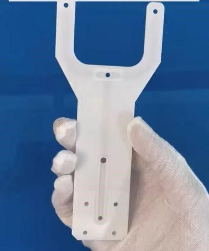 Say Goodbye to "Top-and-Bottom Gluing": How UV-Cured 3D Printing Achieves Seamless Internal Channels in Ceramic Robotic Arms