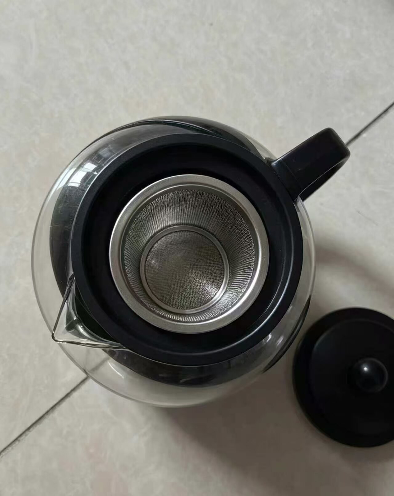 Black-topped Crystal-clear Internal Filter Teapot 4