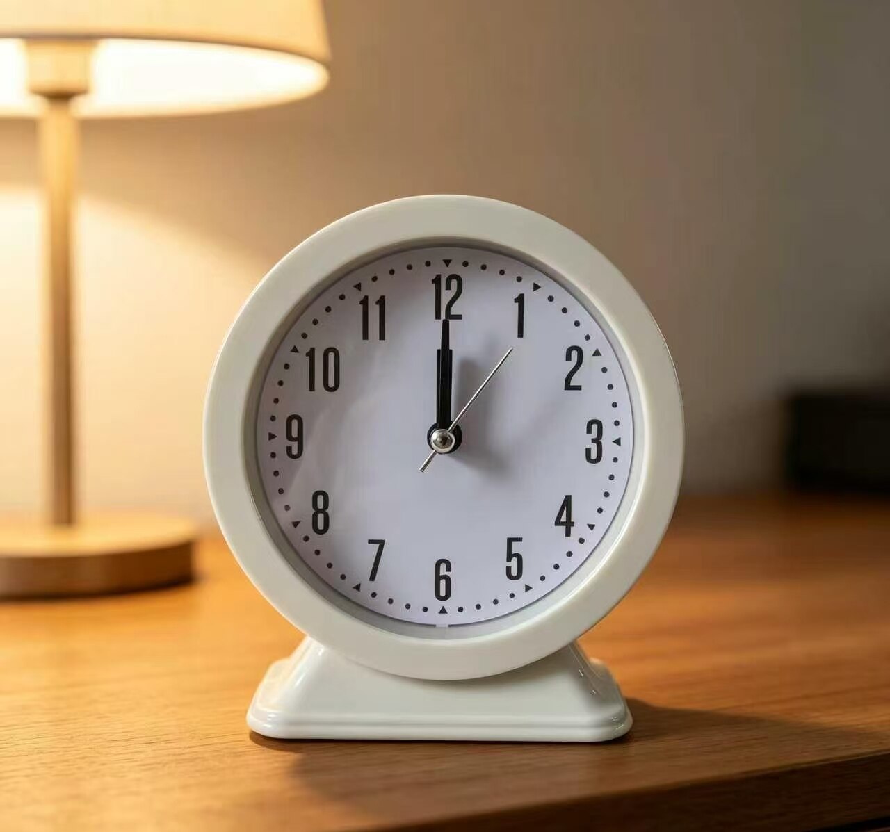 White Trapezoidal Mantel Clock 4
