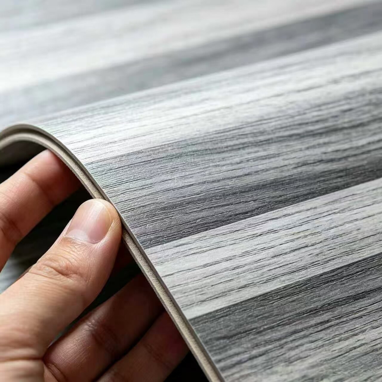 Gray-toned wood grain floor tiles 5