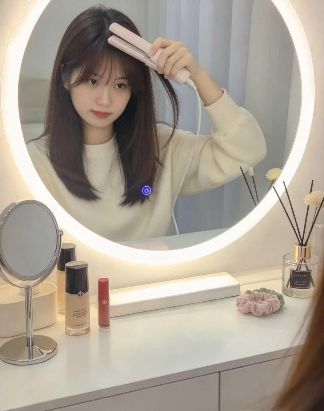 Peach Pocket Straight Curler 4