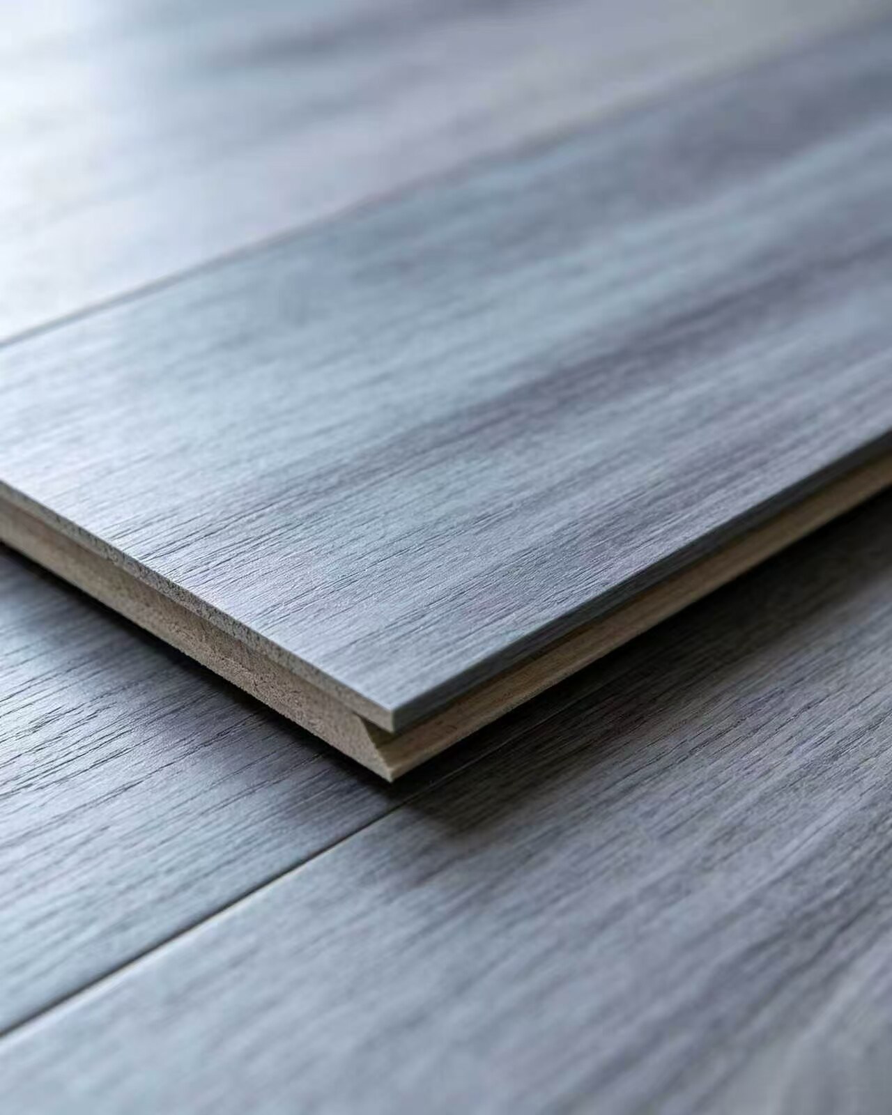Self-adhesive Wood Grain Flooring – Cool Gray 5