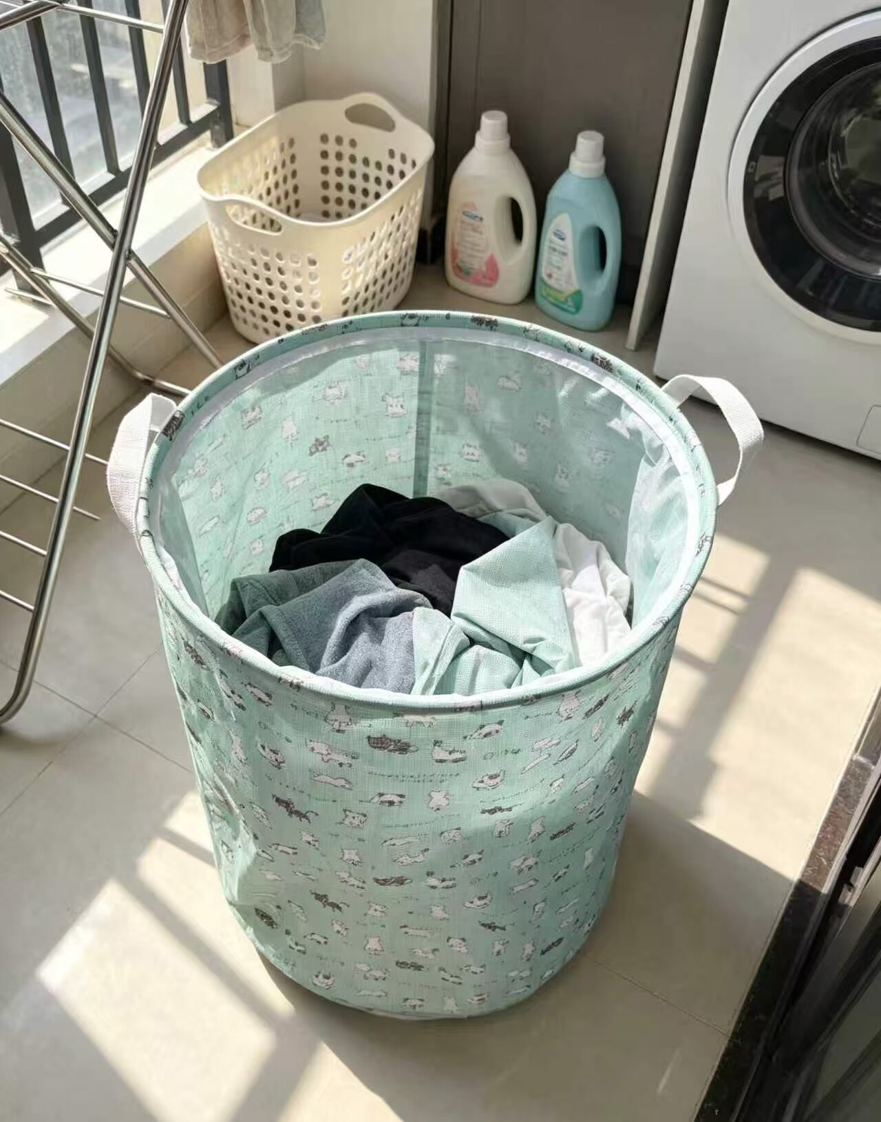 MintCat Fun Upright Folding Basket 2