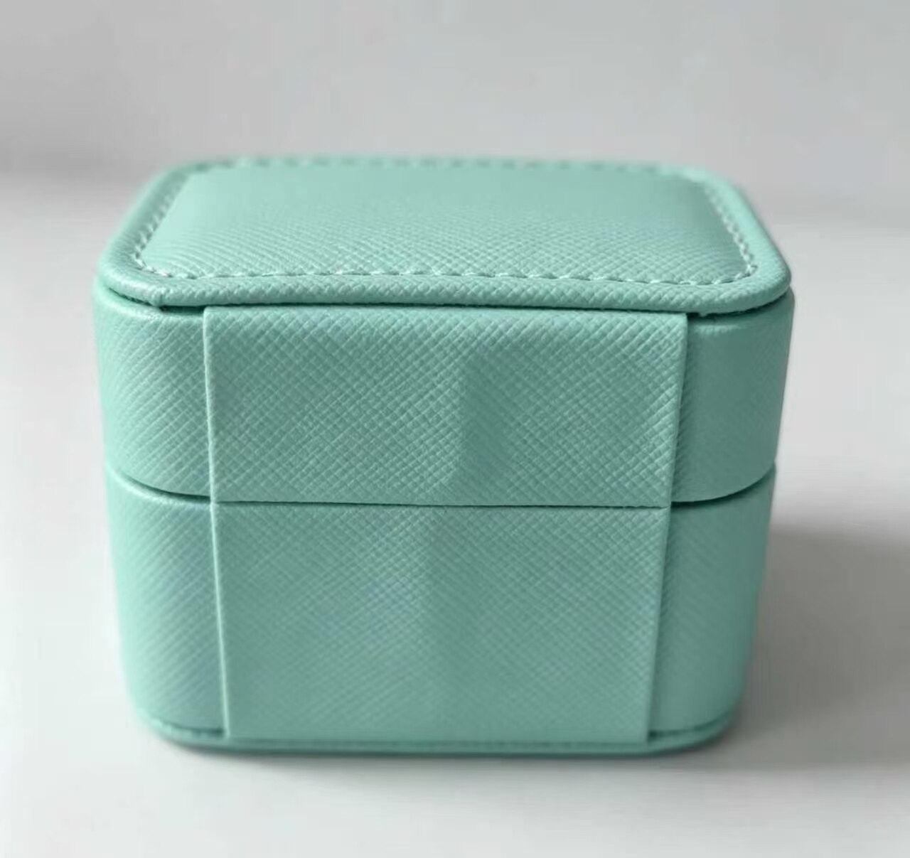 Mint Green Snap-Open 5-Compartment Ring Box 5