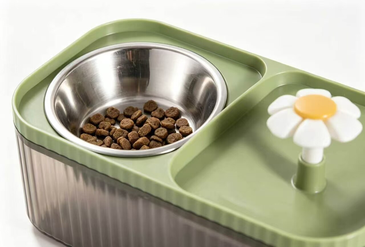 Flower Spring Water Feeder 3
