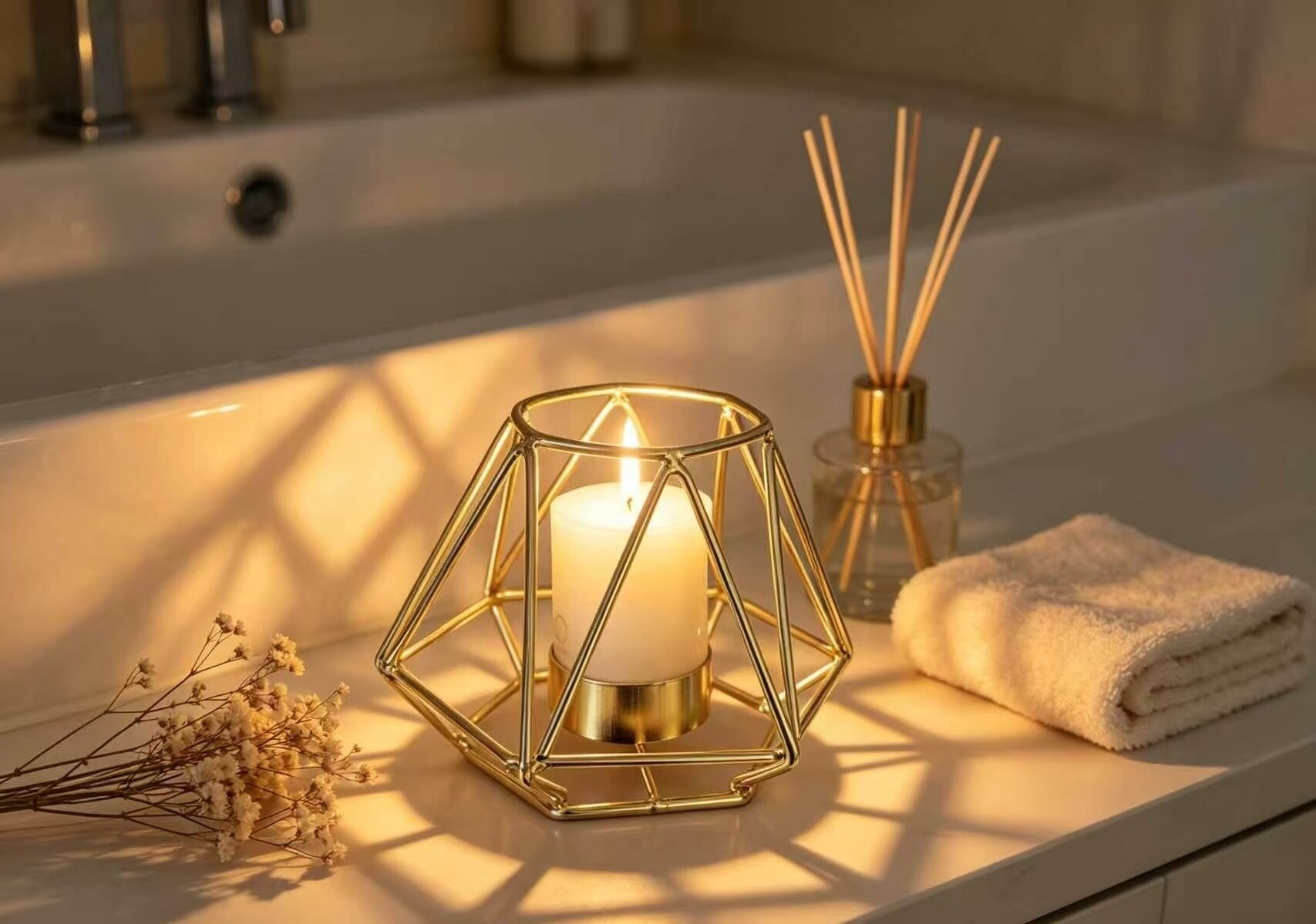 Golden Diamond-Quilted Candlestick Holder 4
