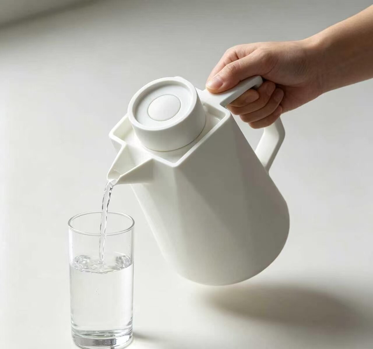 Minimalist White Geometric Presser Bottle 4