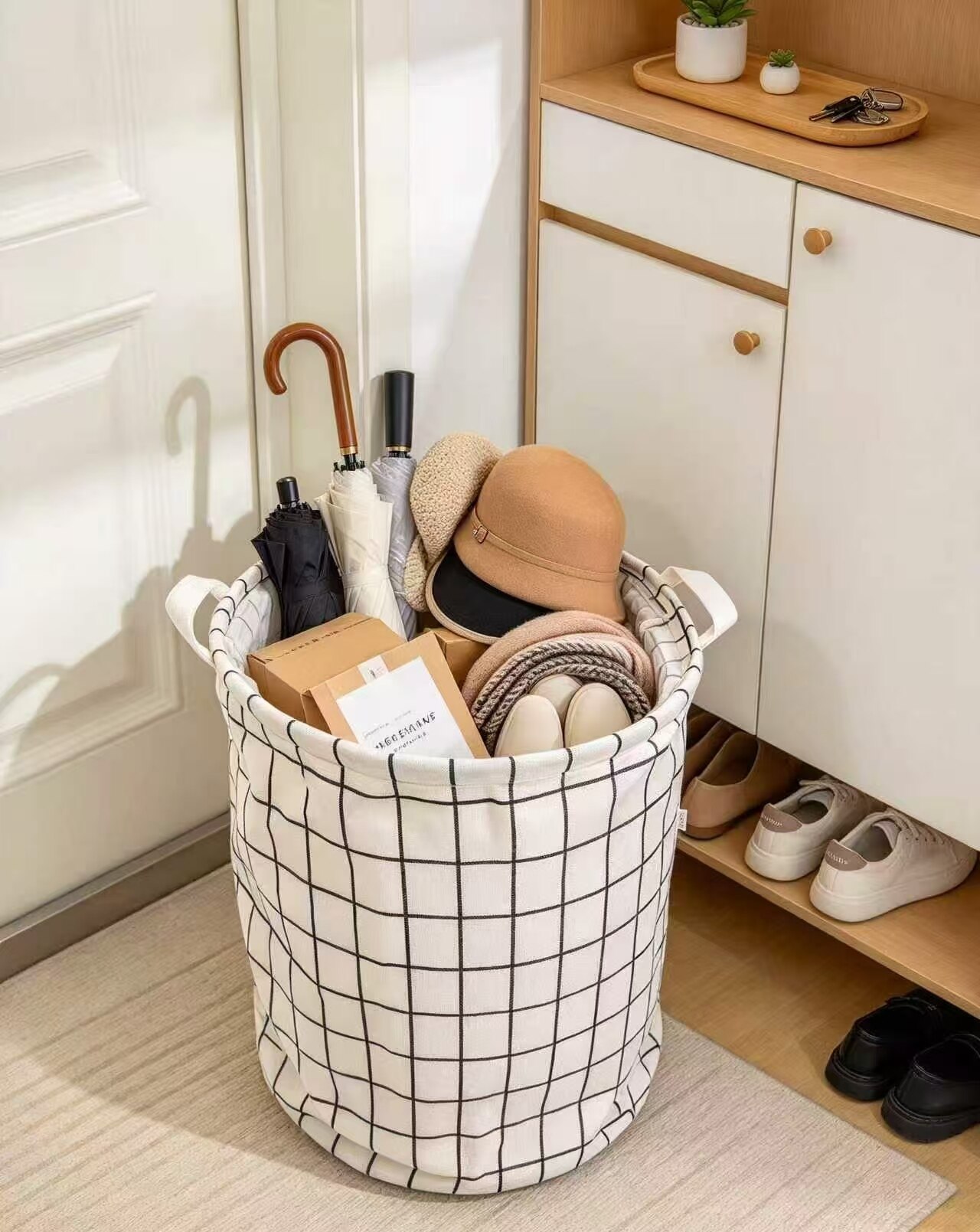 Black & White Vertical Storage Bin 5