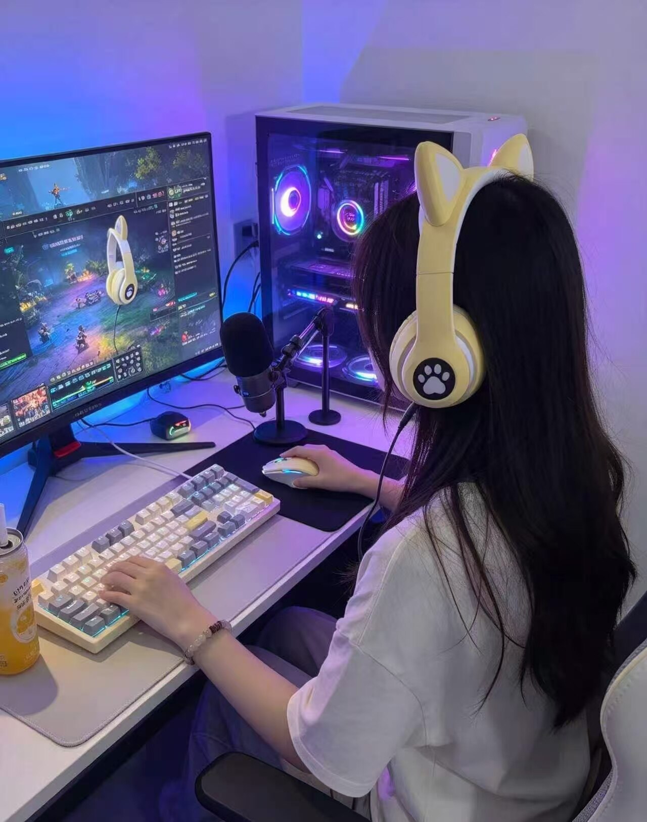 Genki Creamy Cat-Ear Headphones 2