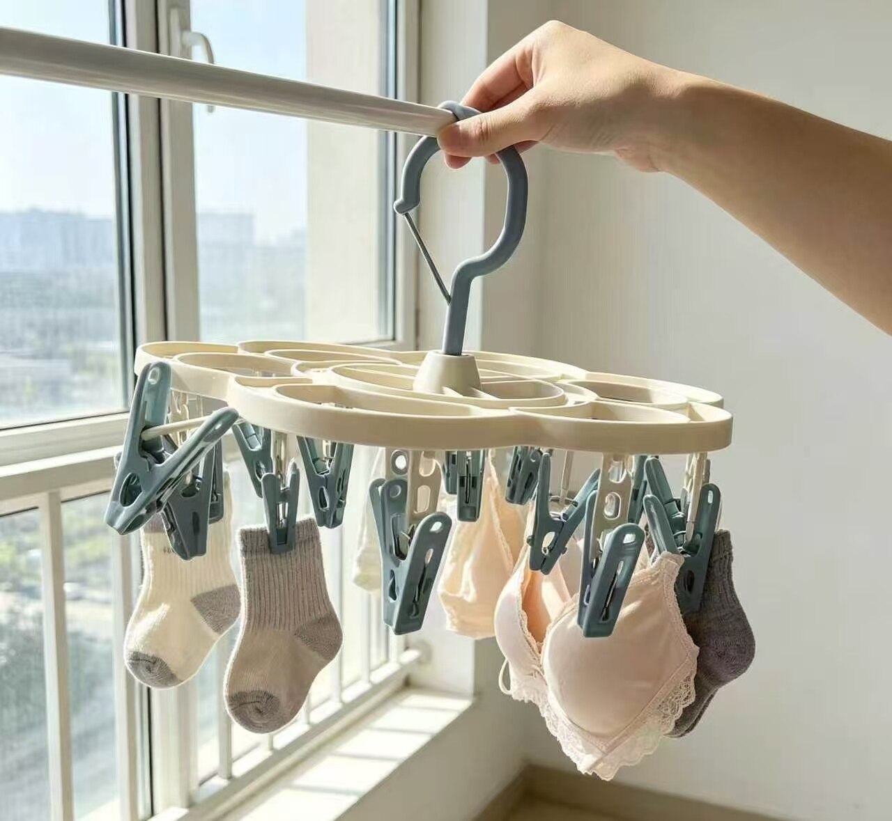 2 Rotary Multi-Hook Clothes Drying Rack