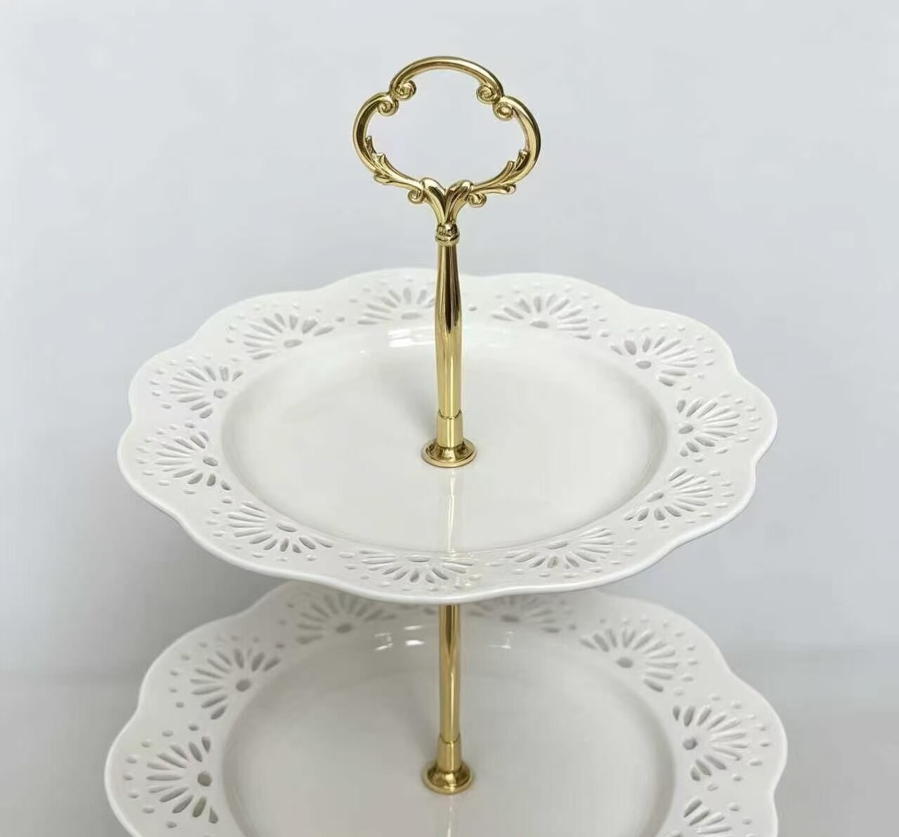 Luxury White Gold Three-Tier Openwork Pastry Stand 5