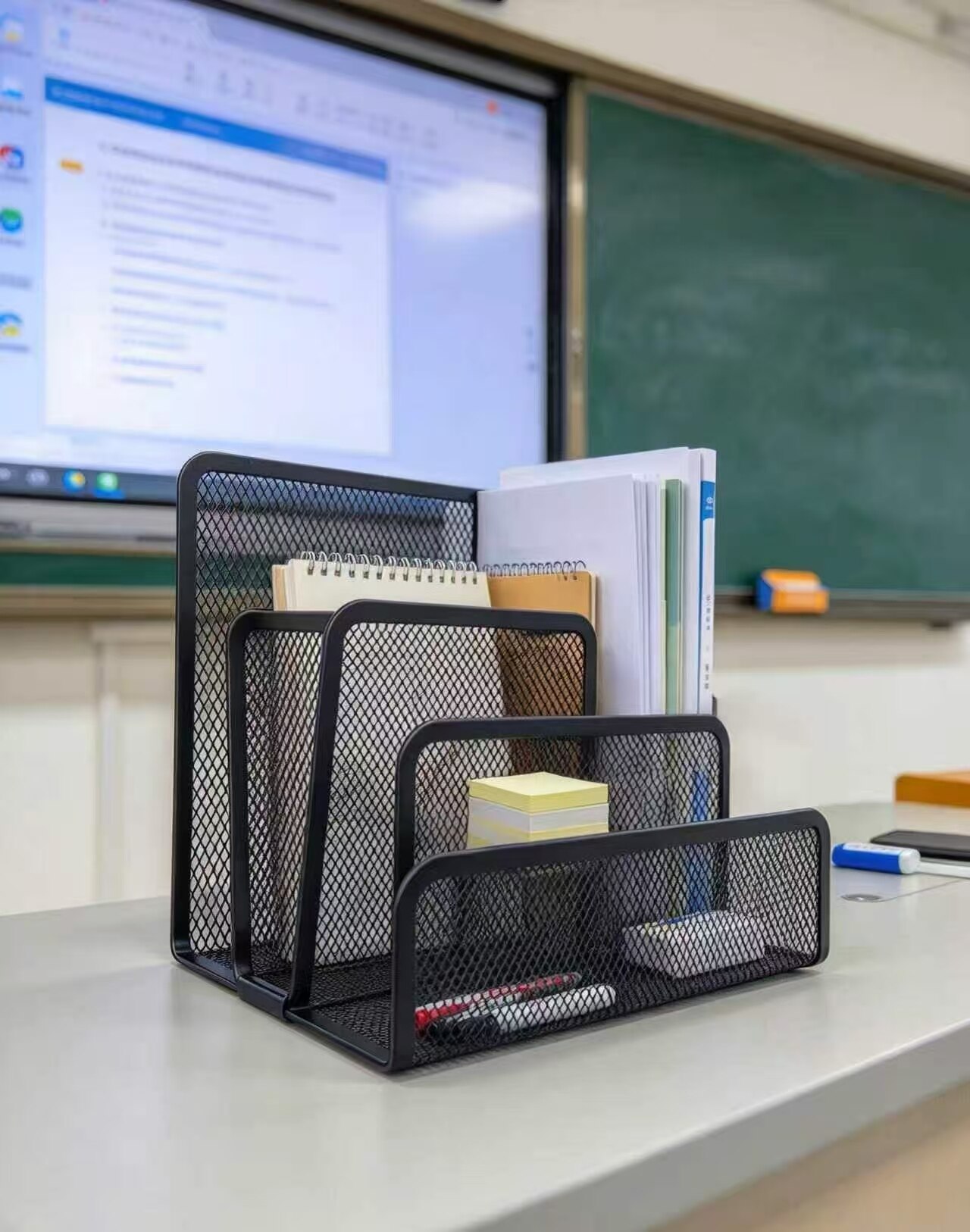 Moweb Staggered Office Storage Rack 2