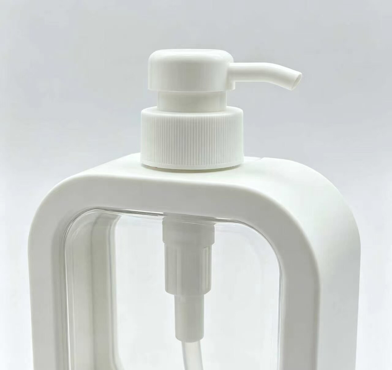 White Frame Transparent Window Press Dispenser Bottle 5