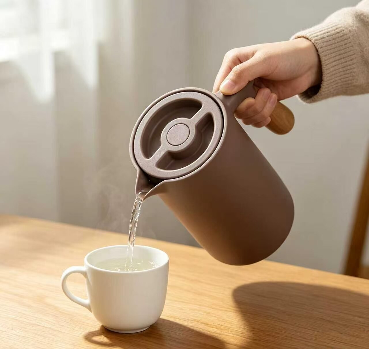 Alcohol Coffee Wooden Handle Thermos 4